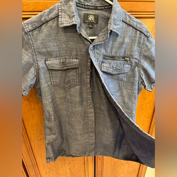 Men’s Rock and Republic Button Down Shirt Small - Picture 5 of 7